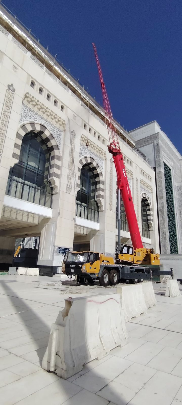 توسعه الحرمين الشريفين مجموعه بن لادن السعوديه تأجير رافعات، تأجير معدات ثقيلة، رافعة، مان ليفت، سيزر ليفت، بوم ترك، تيليهاندلر، خدمات رفع، إيجار معدات البناء، شركة رافعات في السعودية